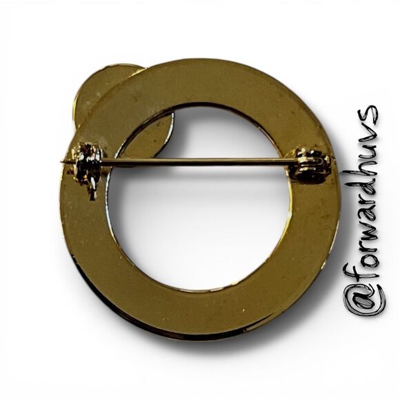 Vintage Circular Brooch – Gold Tone with Geometric Star Design - Picture 5 of 7